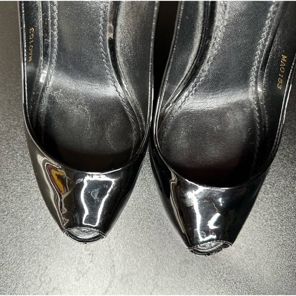 Louis Vuitton Oh Really Peek-A-Boo pumps. Size 6.5 Black patent. Fantastic! - Picture 11 of 11